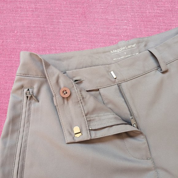 MAGGIE LANE * BWNT* - Bermuda Golf Short - Grey - Size 2 - Picture 2 of 6